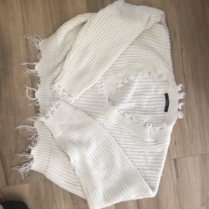 Cropped sweater